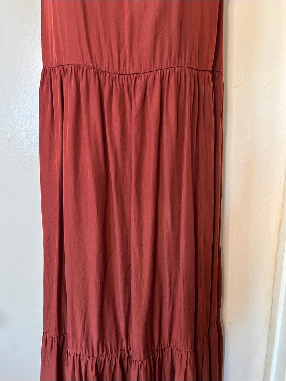 easel Sleeveless Rust Tiered Maxi Dress with Back Bow size M - Picture 4 of 12